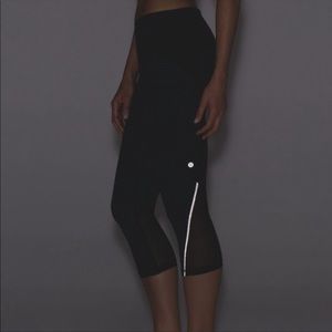NEW RARE FREE RUNNER CROP SHATTER SIZE 6
